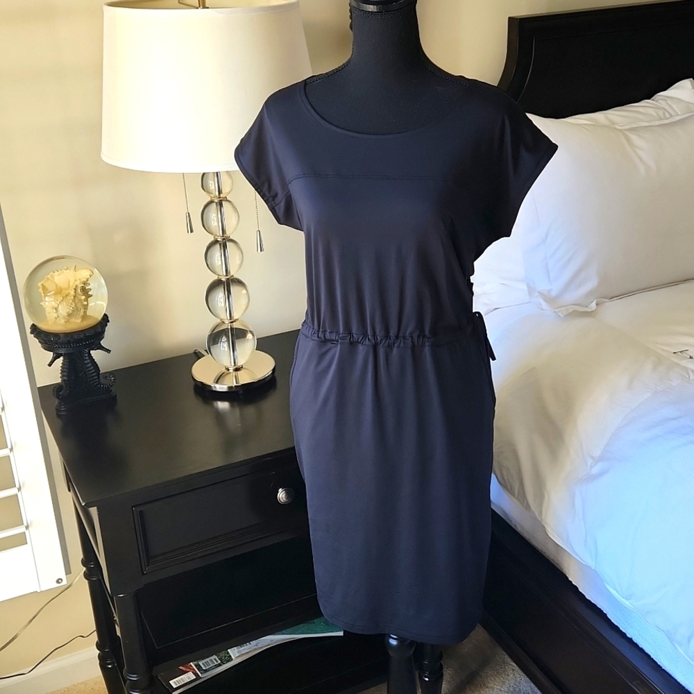 Columbia Black Coverup